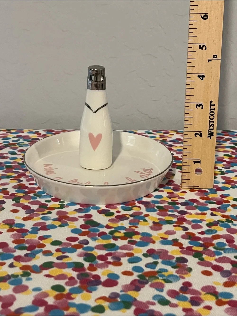 N/A white ceramic